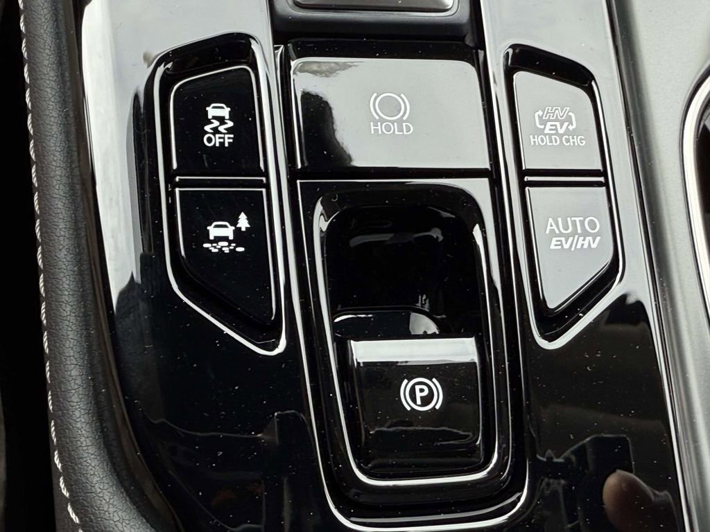 Used 2026 Lexus NX 450h+ AWD w/ Accessory Package (Z1) image 25