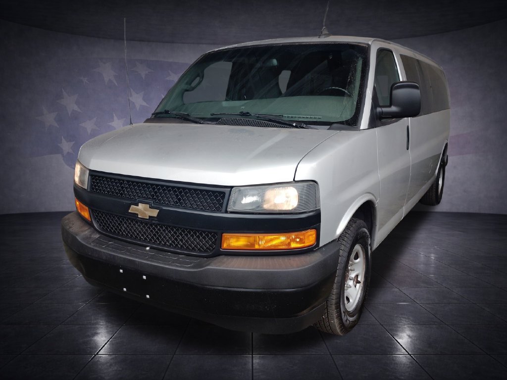 Used 2020 Chevrolet Express 3500 LS RWD image 36
