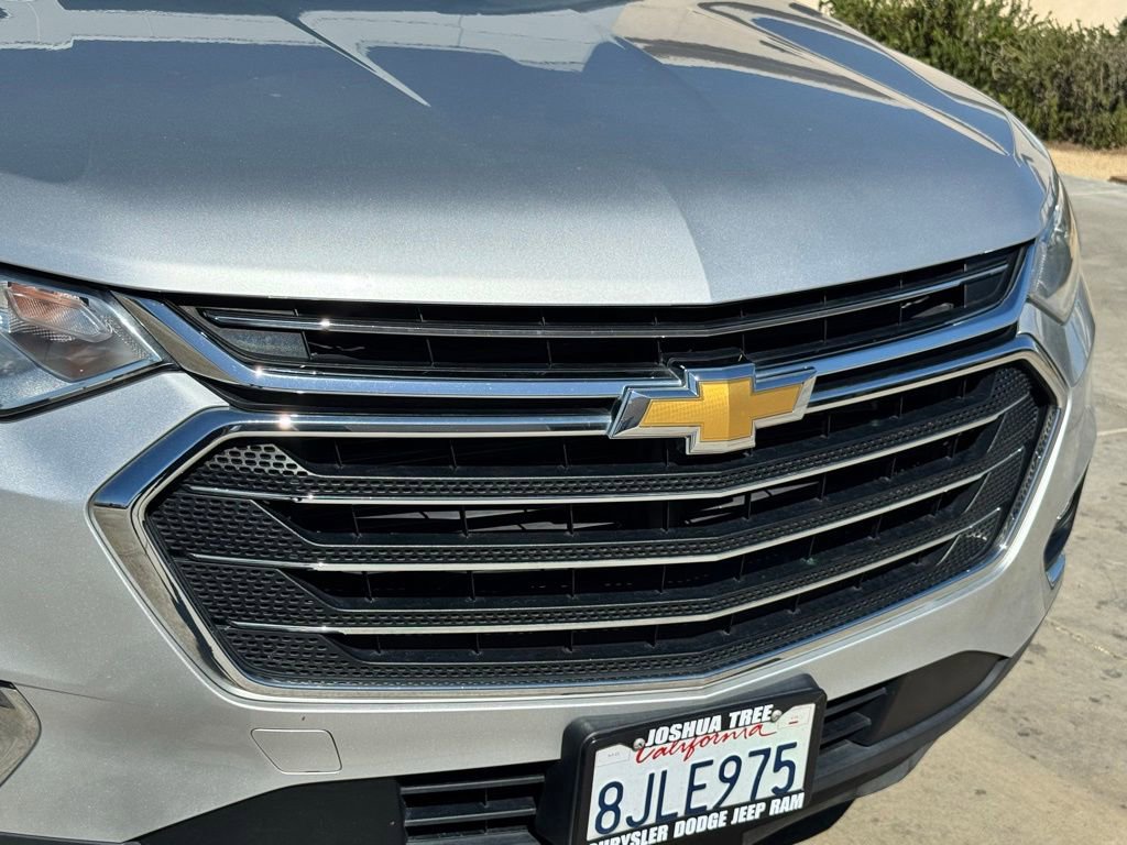 Used 2019 Chevrolet Traverse LT FWD image 7