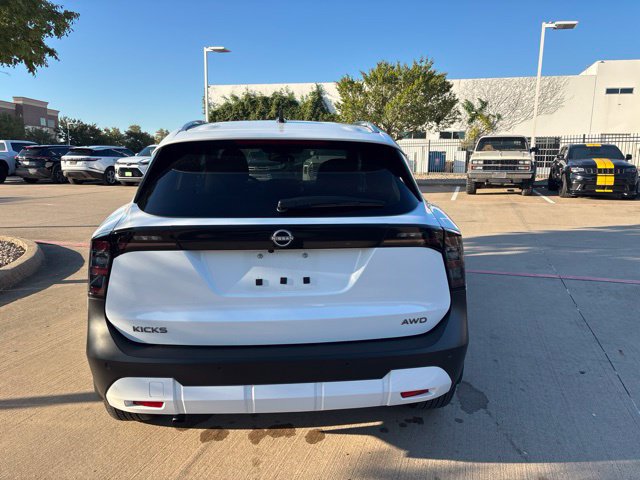 Used 2026 Nissan Kicks SV w/ SV Premium Package AWD/4WD image 6