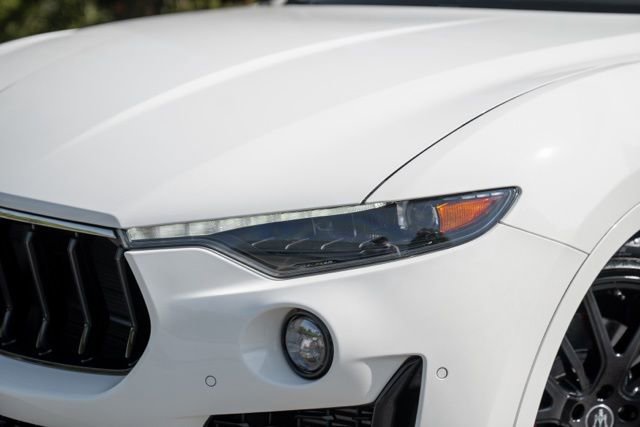 Used 2022 Maserati Levante Modena image 4