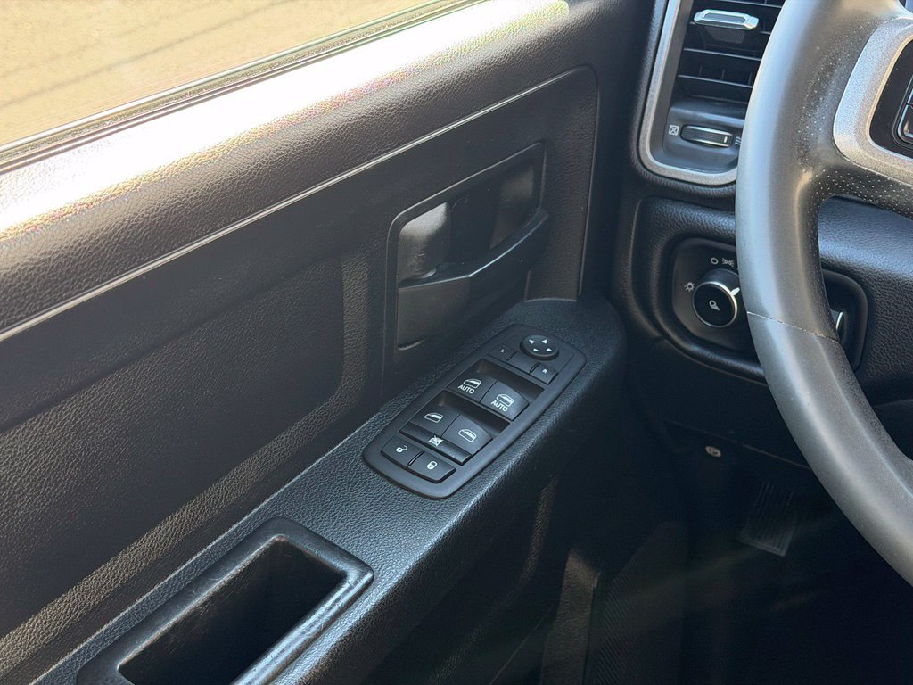 Used 2020 RAM 3500 Tradesman AWD/4WD image 12
