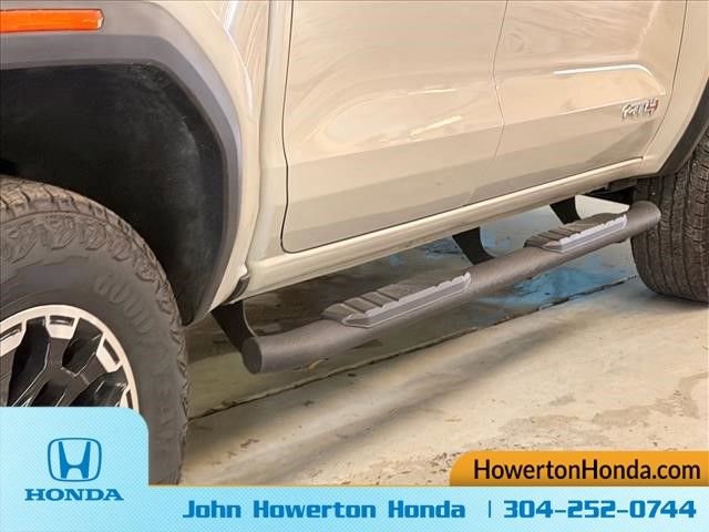 Used 2026 GMC Canyon AT4 w/ Technology Plus Package AWD/4WD image 11