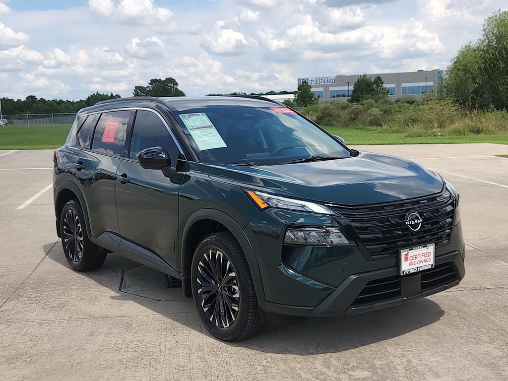Certified 2026 Nissan Rogue Dark Armor FWD image 3