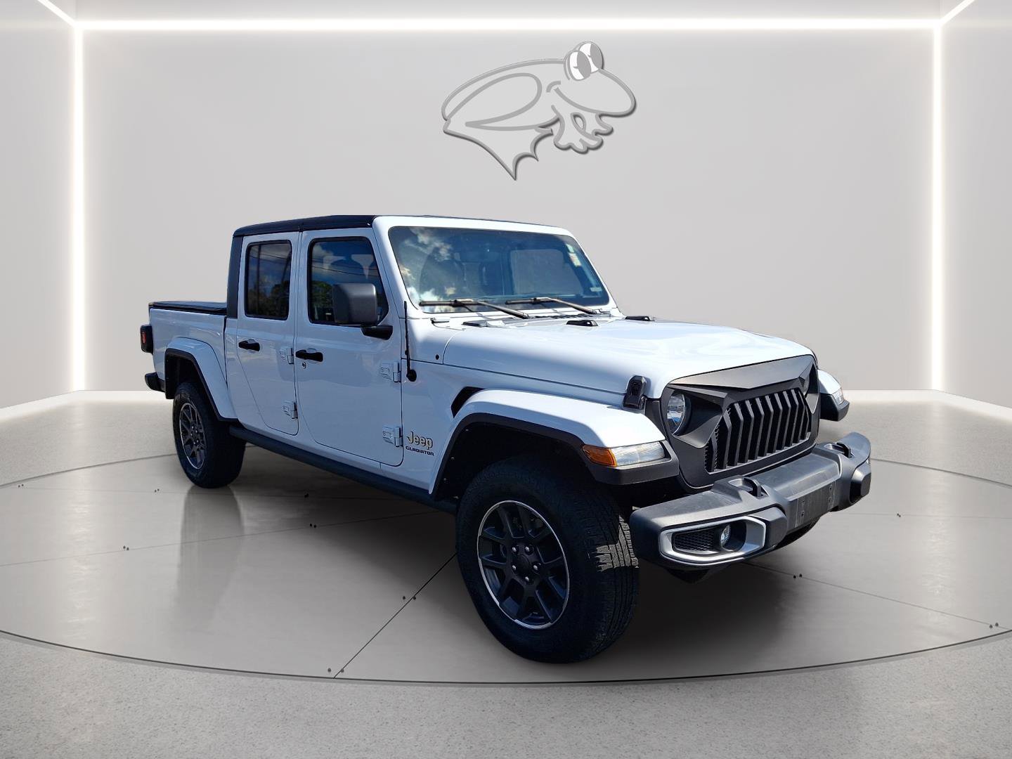 Used 2022 Jeep Gladiator Overland w/ Popular Equipment Package image 3
