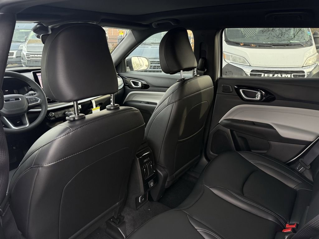 New 2026 Jeep Compass Limited w/ Sun, Sound & Navigation Group image 29