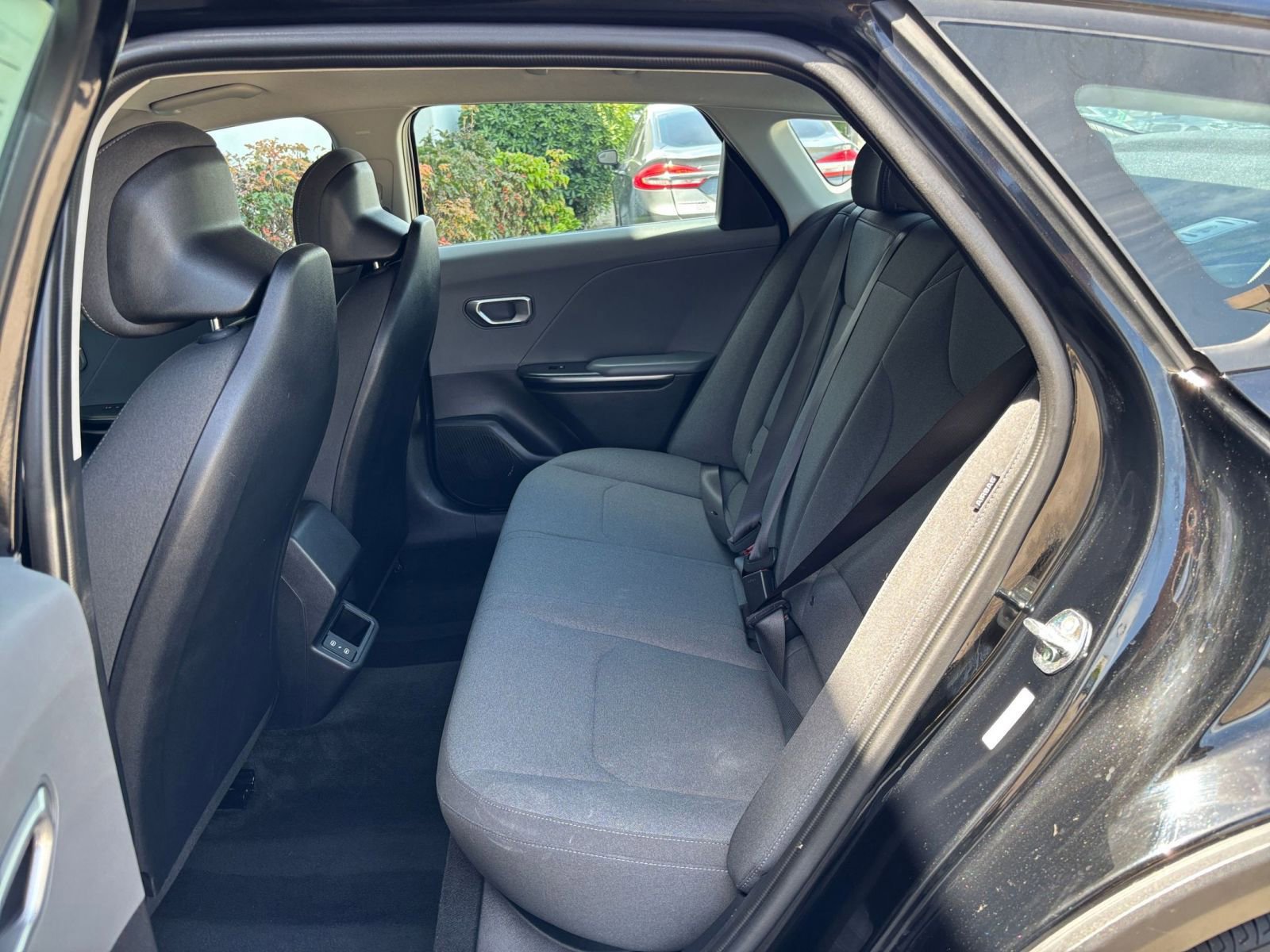 Used 2025 Kia K4 LXS image 25