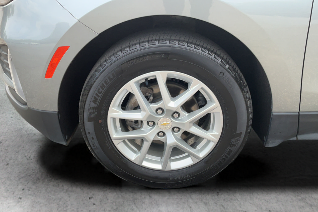 Certified 2024 Chevrolet Equinox LT FWD image 24