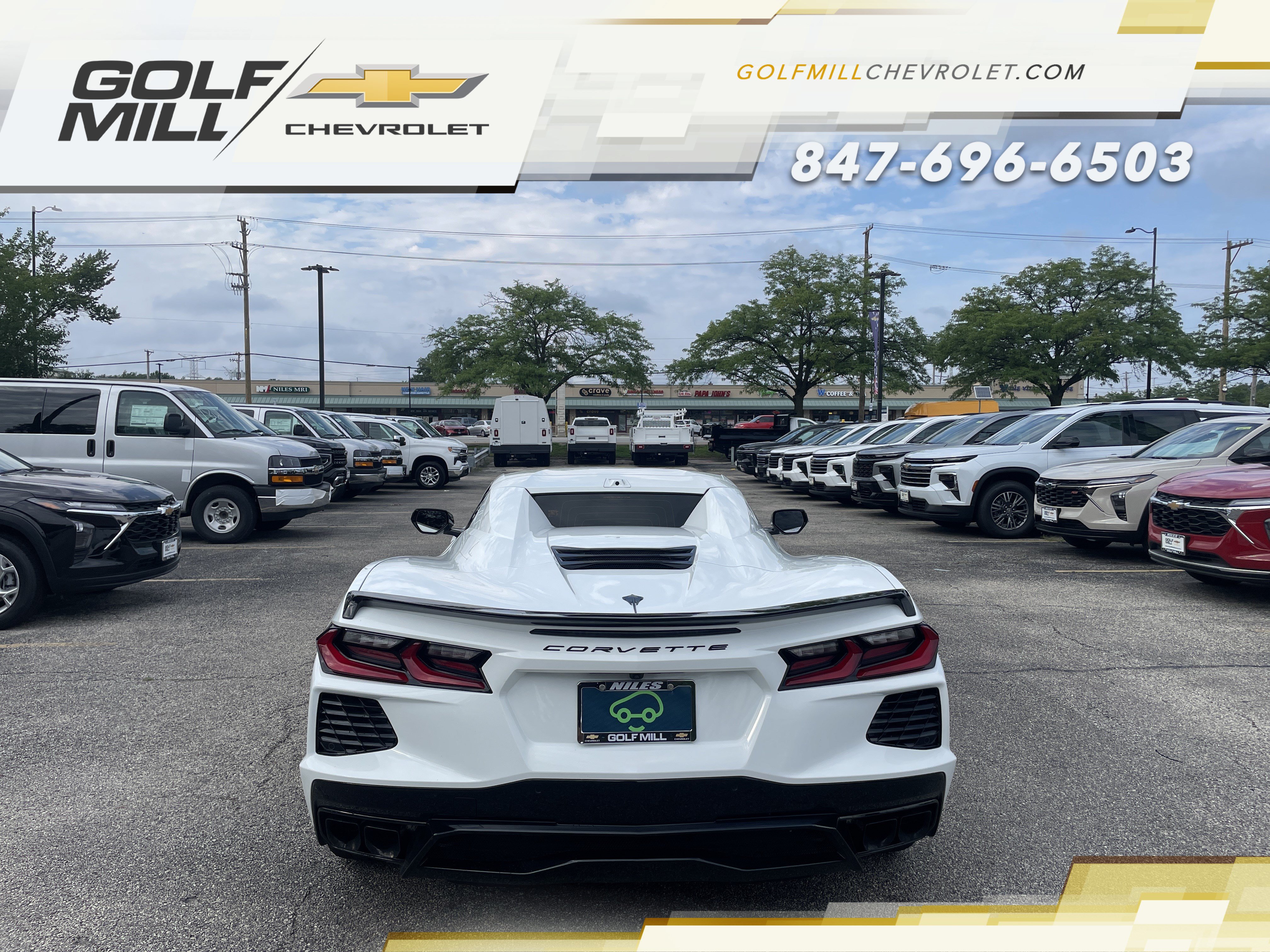Used 2025 Chevrolet Corvette Stingray Preferred Conv w/ Stealth Interior Trim Package RWD image 8