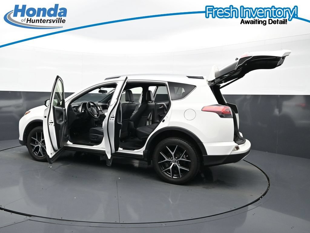 Used 2016 Toyota RAV4 SE FWD image 41