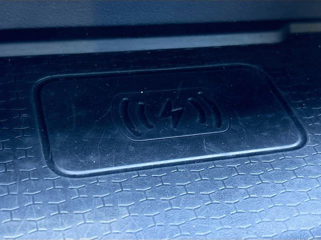 Used 2021 Jaguar F-PACE S image 30