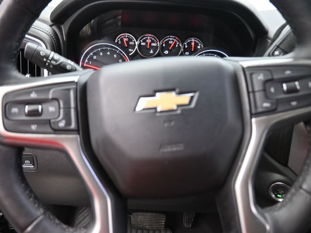 Used 2019 Chevrolet Silverado 1500 LT w/ Texas Edition image 11
