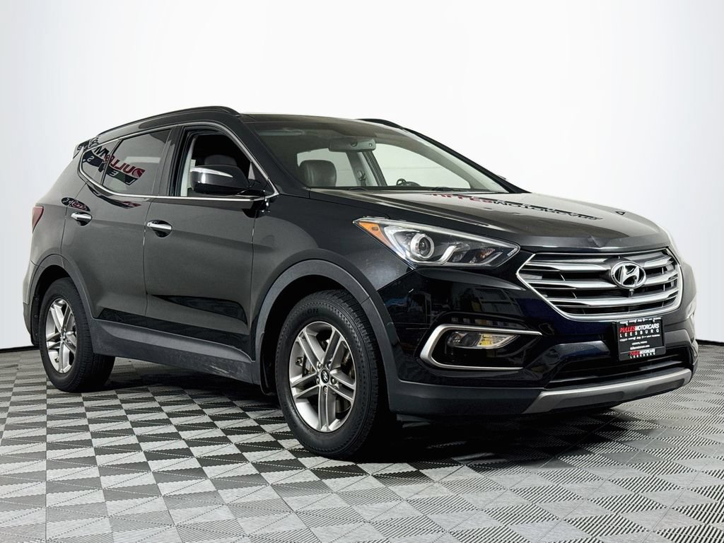 Used 2017 Hyundai Santa Fe Sport w/ 2.4L Tech Package 04 AWD/4WD image 1