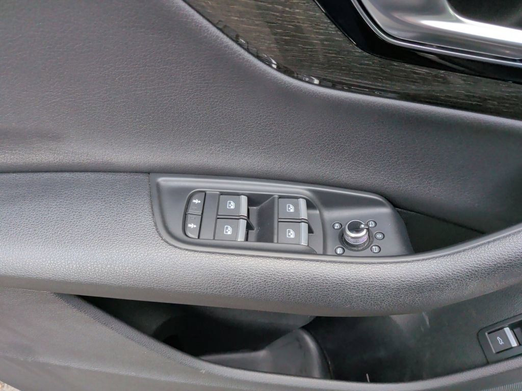 Used 2019 Audi Q7 3.0T Premium Plus w/ Premium Plus Package AWD/4WD image 15