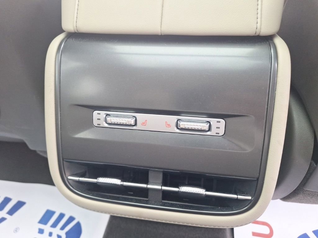 Used 2024 Lincoln Nautilus Premier w/ Equipment Group 102A image 20