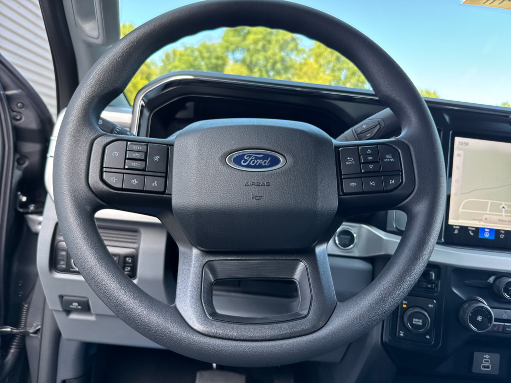 New 2026 Ford F250 XLT w/ XLT Premium Package AWD/4WD image 21