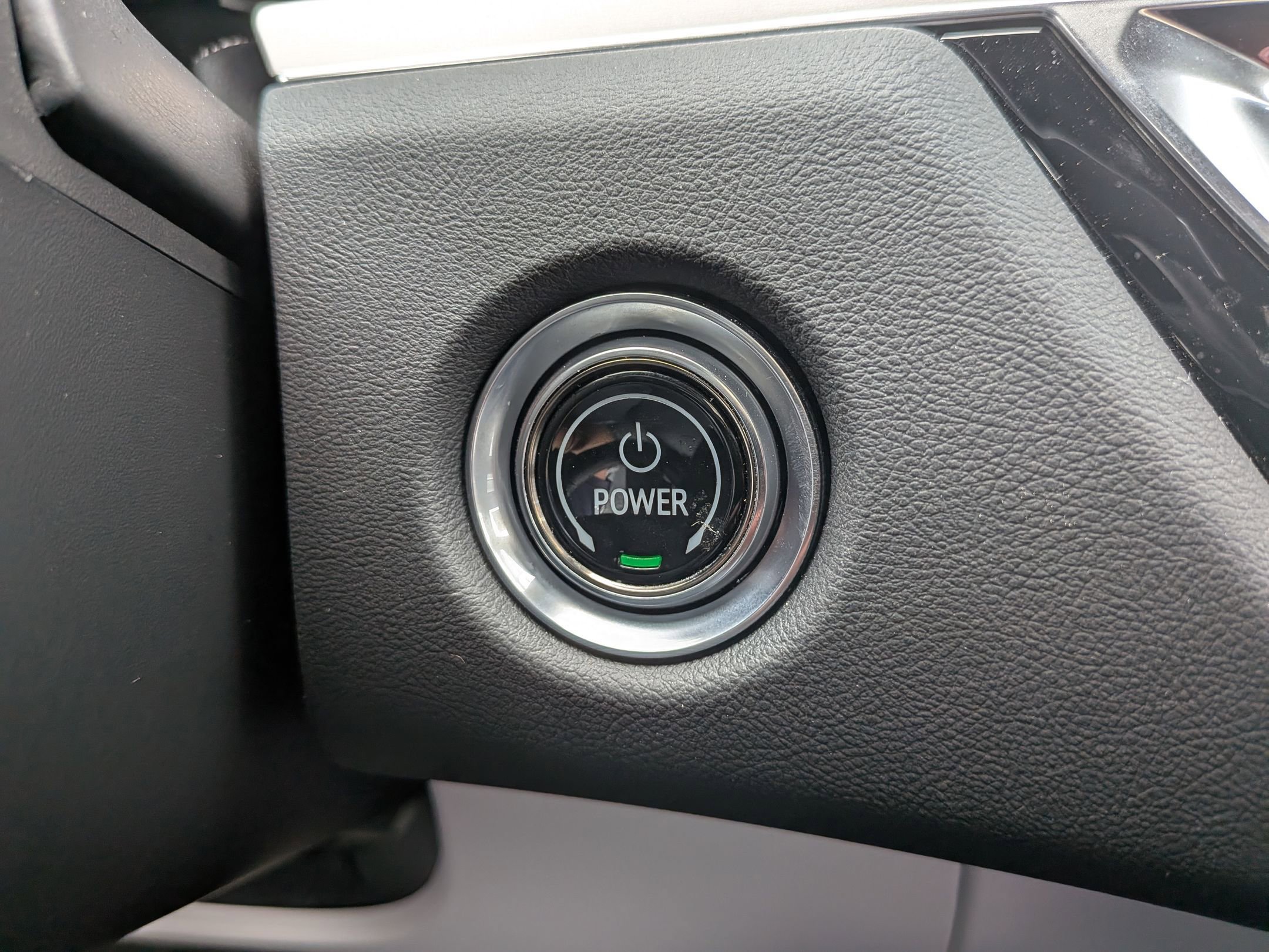 Certified 2024 Cadillac Lyriq Sport AWD/4WD image 17