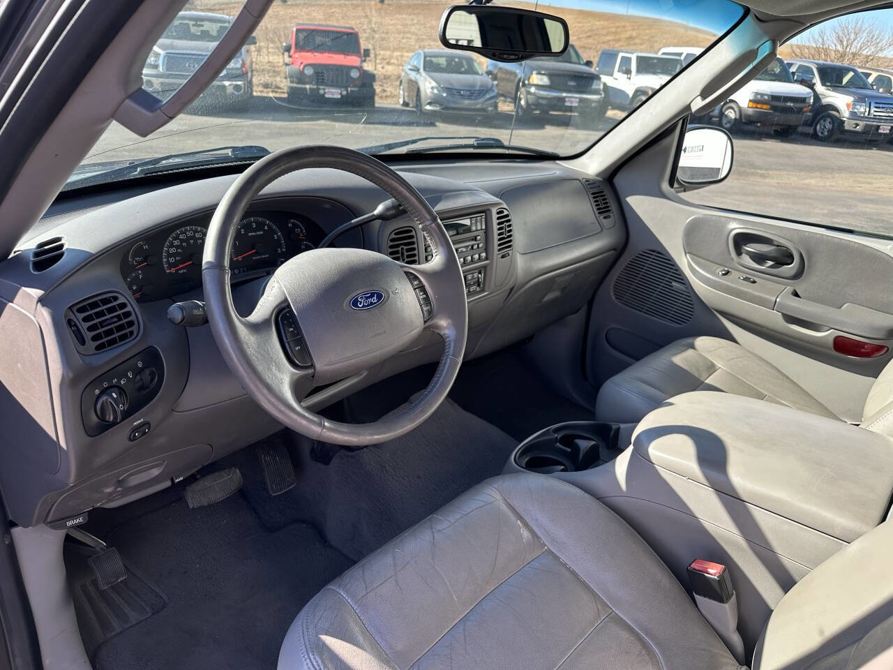 Used 2003 Ford F150 Lariat AWD/4WD image 14