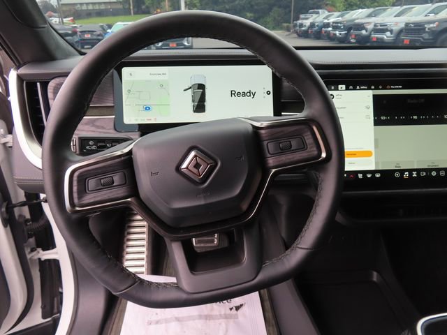 Used 2024 Rivian R1S Adventure AWD/4WD image 16