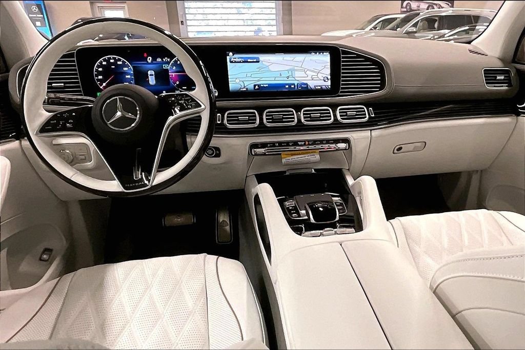 New 2026 Mercedes-Benz Maybach GLS 600 4MATIC image 5