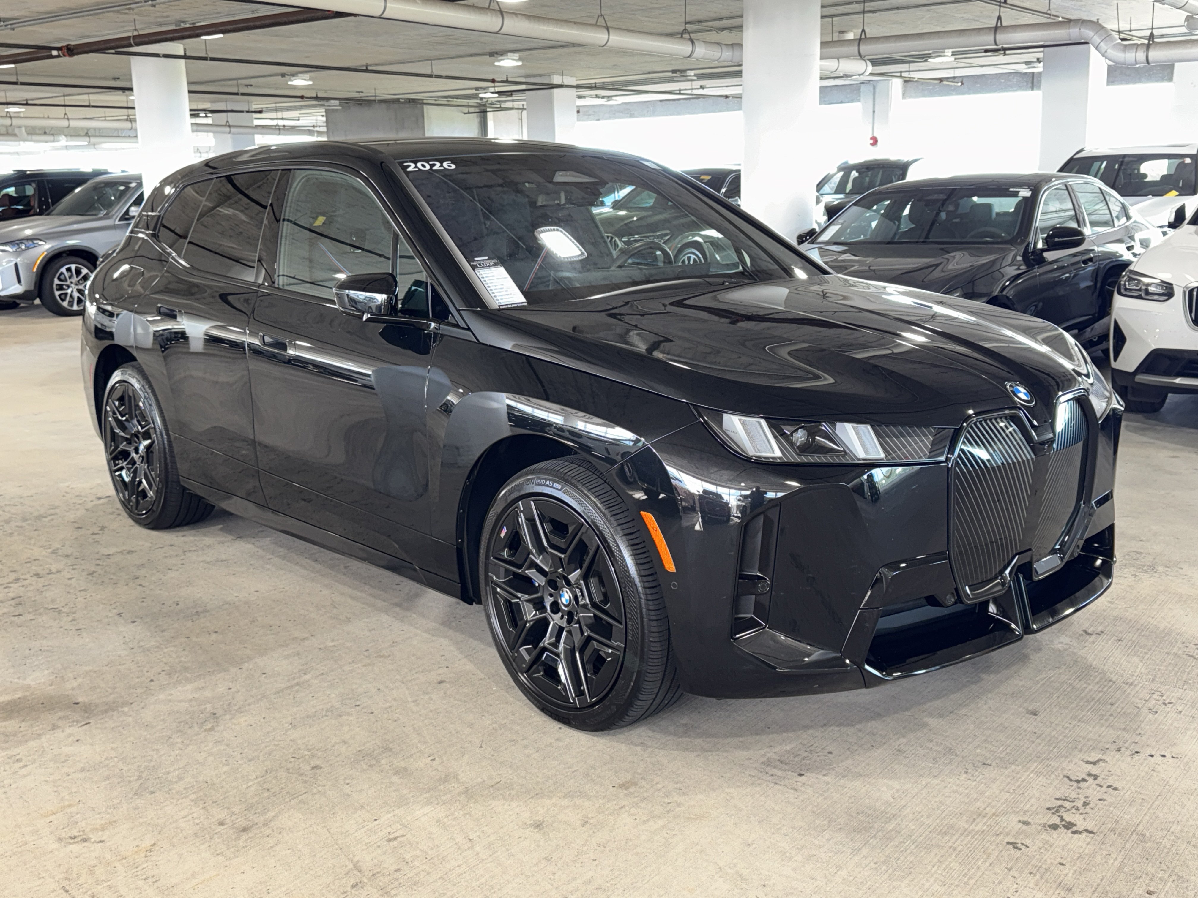 Used 2026 BMW iX xDrive60 w/ M Sport Package AWD/4WD image 3