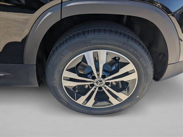 New 2026 Mercedes-Benz GLB 250 image 9