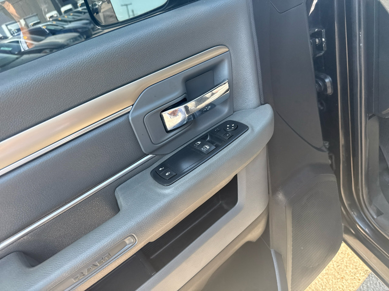 Used 2016 RAM 4500 Tradesman w/ Power & Remote Entry Group RWD image 12