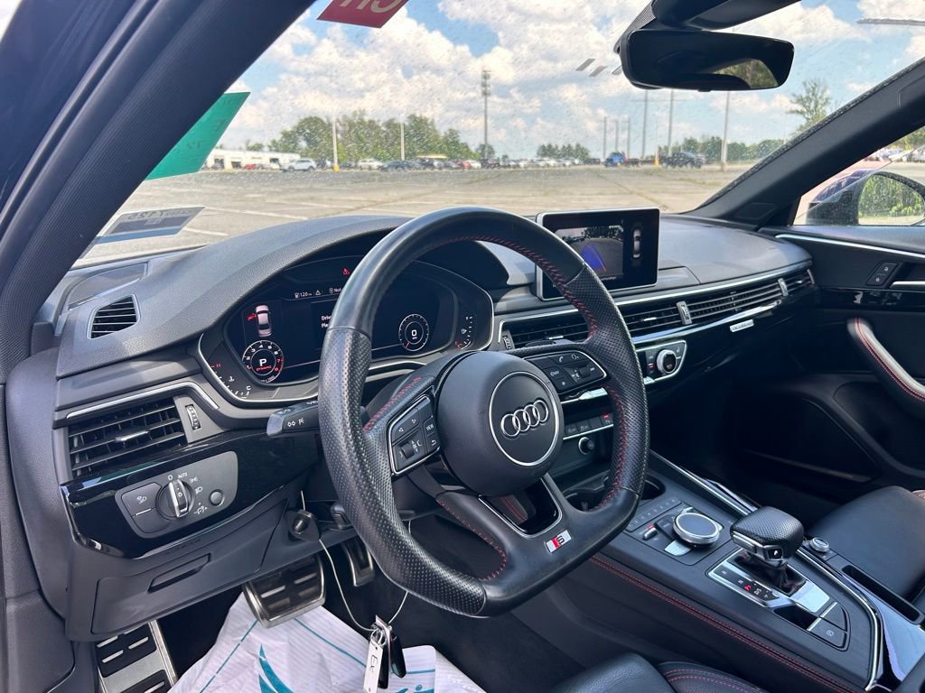 Used 2018 Audi A4 2.0T Premium Plus AWD/4WD image 9