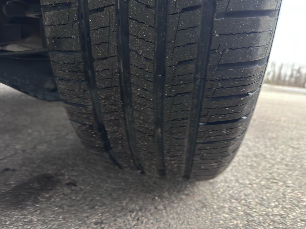 Used 2022 GMC Yukon Denali w/ Denali Premium Package image 57