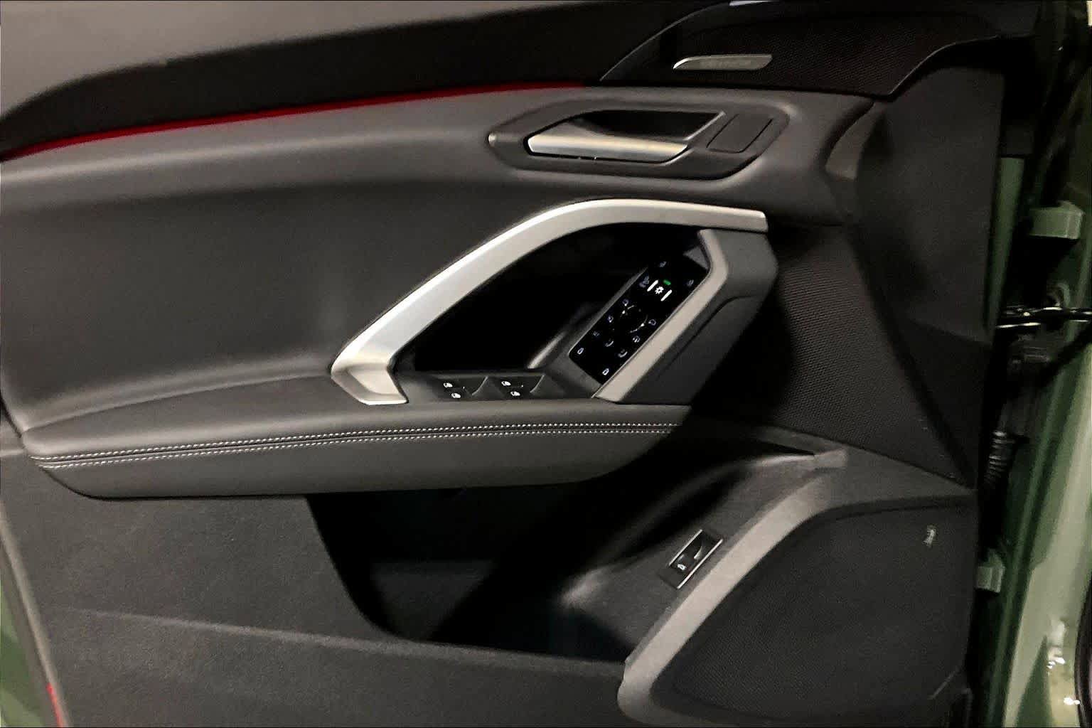 New 2026 Audi Q5 Premium AWD/4WD image 10