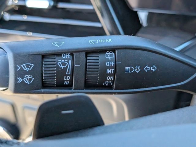 New 2026 Chevrolet Suburban Premier image 25