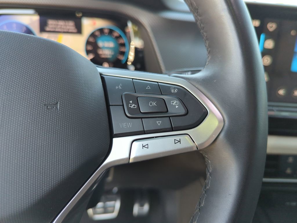 New 2025 Volkswagen Atlas Cross Sport SEL Premium R-Line image 43