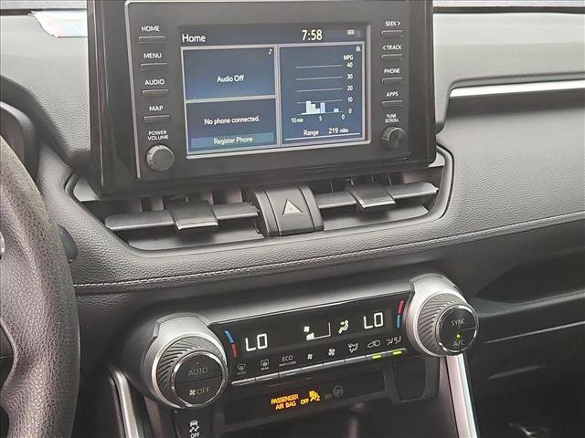 Used 2019 Toyota RAV4 XLE w/ Carpet Mat Package FWD image 18