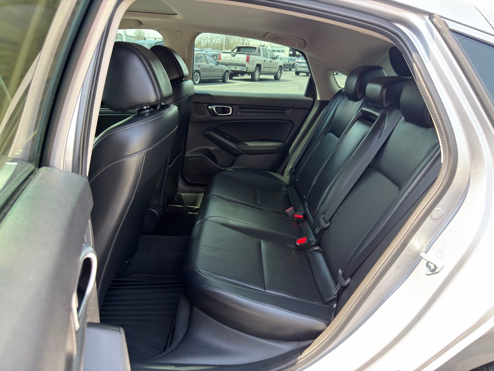 Used 2022 Honda Civic EX-L image 25