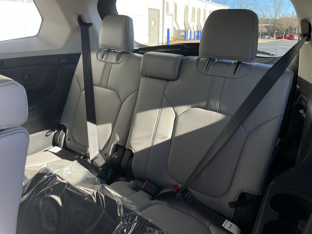 Used 2025 Honda Pilot EX-L image 39