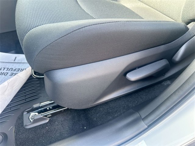 Used 2025 Toyota RAV4 LE image 21