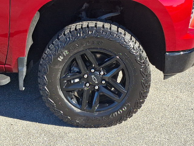 Certified 2023 Chevrolet Silverado 1500 LT Trail Boss w/ LT Trail Boss Premium Package AWD/4WD image 8
