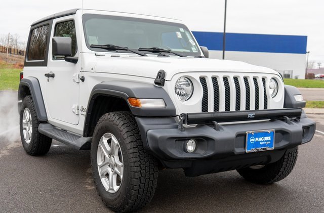 Used 2020 Jeep Wrangler Sport image 4