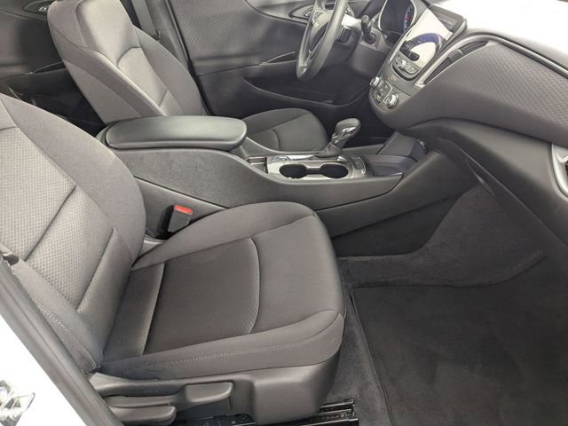Used 2023 Chevrolet Malibu LS image 30