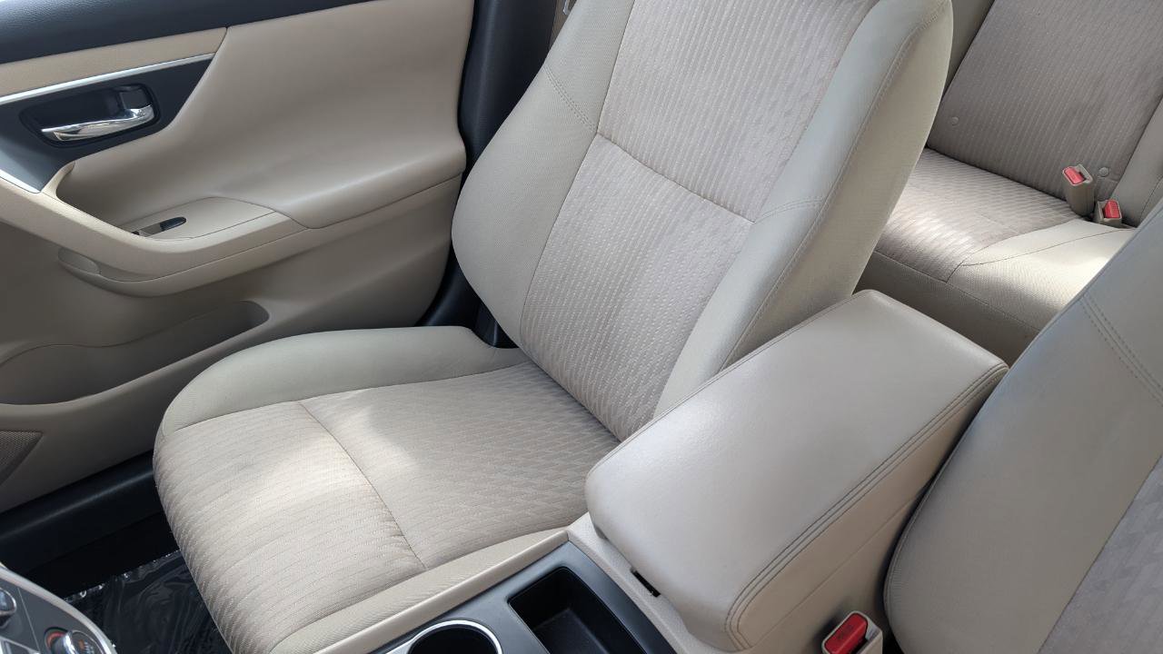 Used 2016 Nissan Altima 2.5 S w/ Power Driver Seat Package FWD image 10