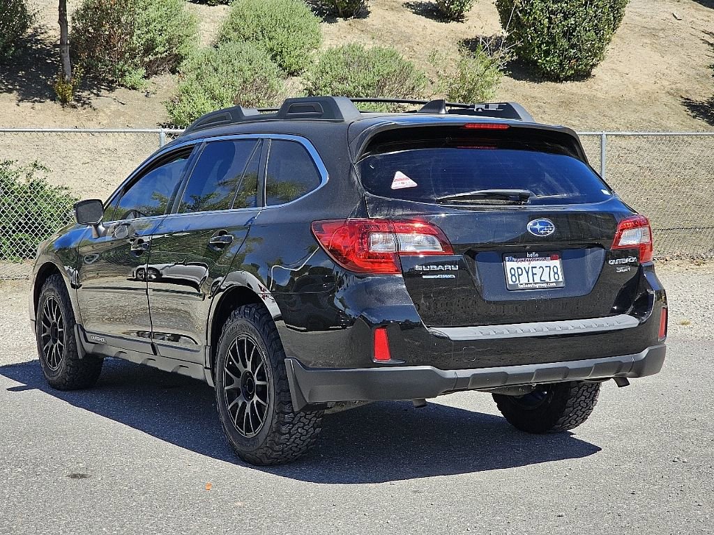 Used 2017 Subaru Outback 3.6R Limited w/ Popular Package #5 image 16