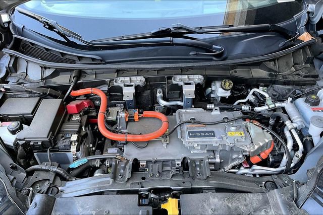 Used 2025 Nissan Ariya FWD image 9