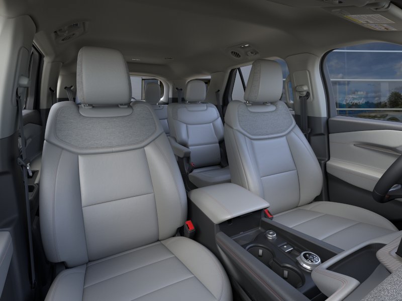 New 2026 Ford Explorer Active w/ Active Comfort Package AWD/4WD image 10