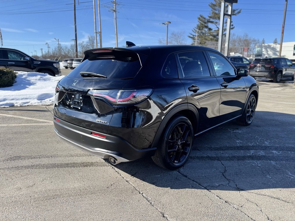 Used 2023 Honda HR-V Sport image 7