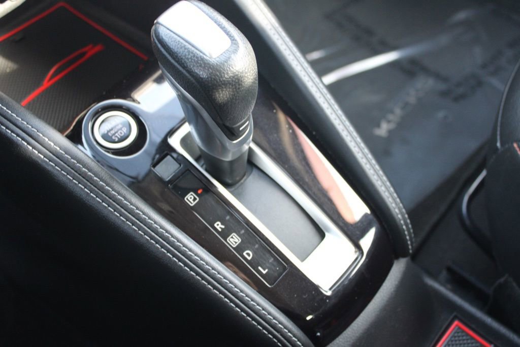 Used 2019 Nissan Kicks SR w/ SR Premium Package image 37