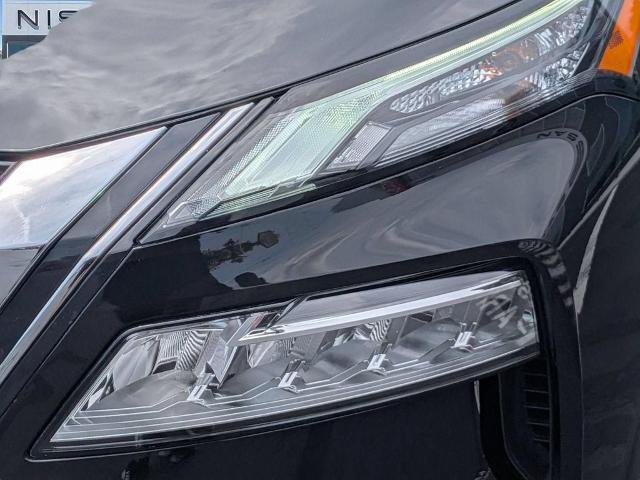 Certified 2023 Nissan Rogue SV AWD/4WD image 9
