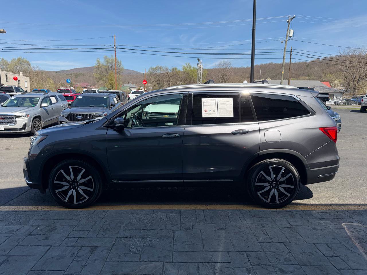 Used 2019 Honda Pilot Touring image 5