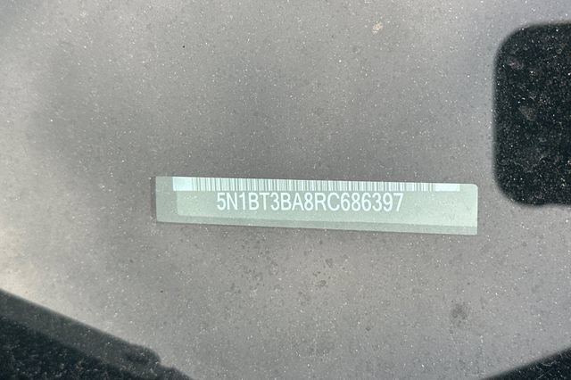 Used 2024 Nissan Rogue SV FWD image 3