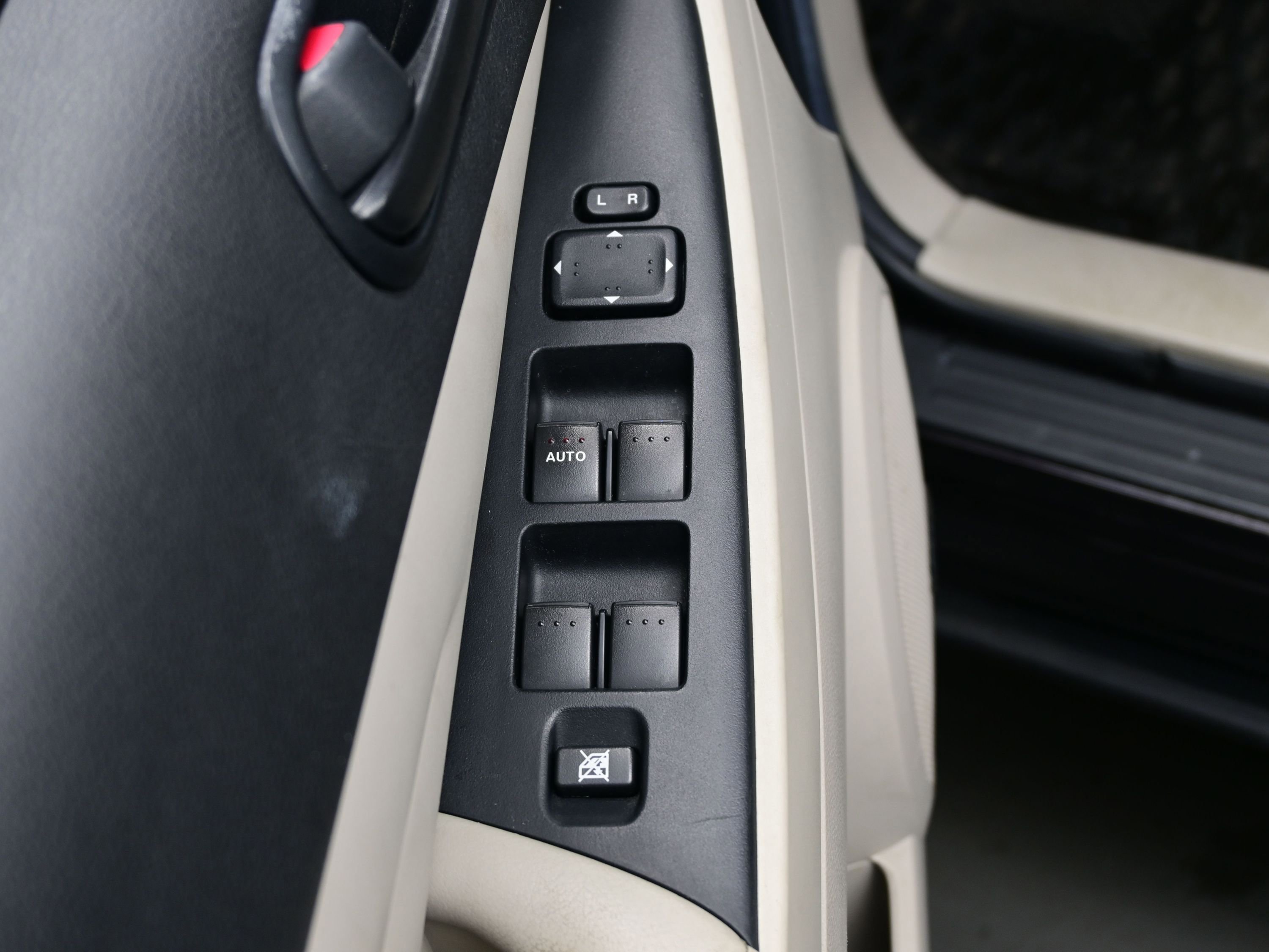 Used 2011 MAZDA CX-7 i Touring image 10