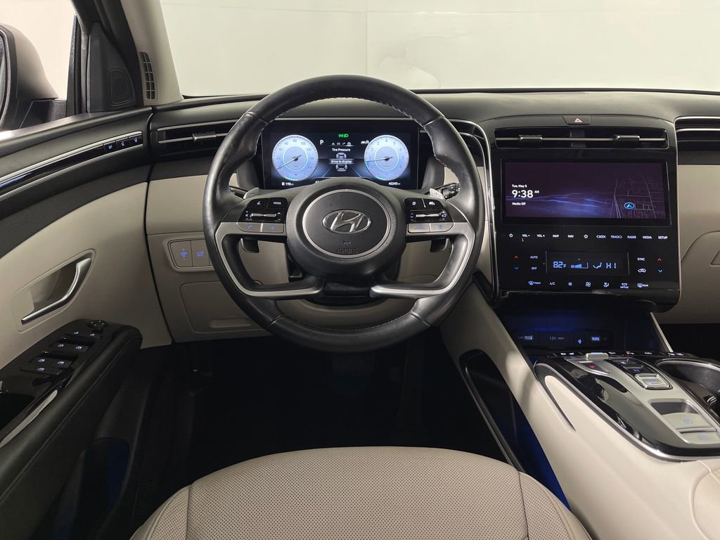 Certified 2023 Hyundai Tucson Limited w/ Cargo Package AWD/4WD image 15
